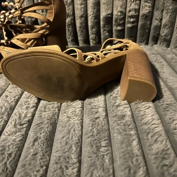 Indigo Tan Braided Women's Heels - Picture 4 of 7